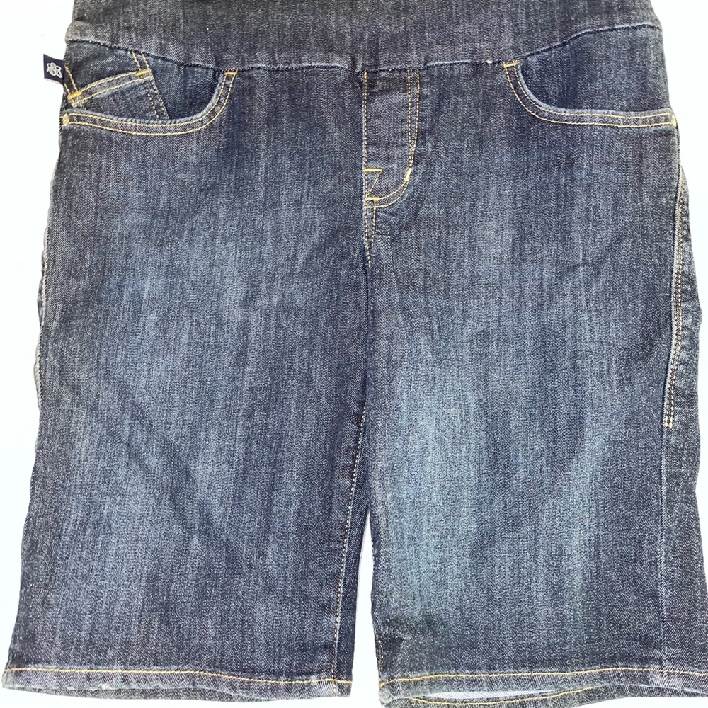 Rock & Republic Fever pull on shorts